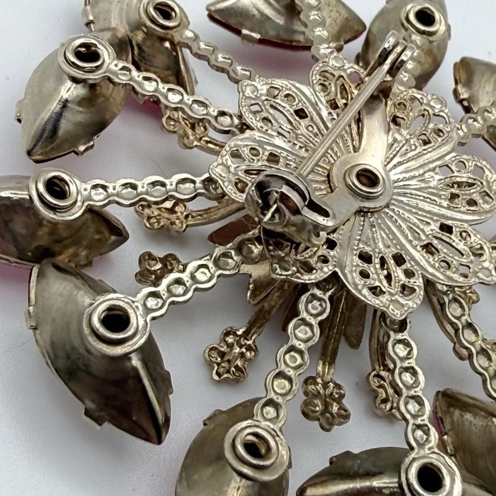 Vintage Brooch Red Pink Magenta Marquise Rhinestone Starburst Filigree Pin 2.5